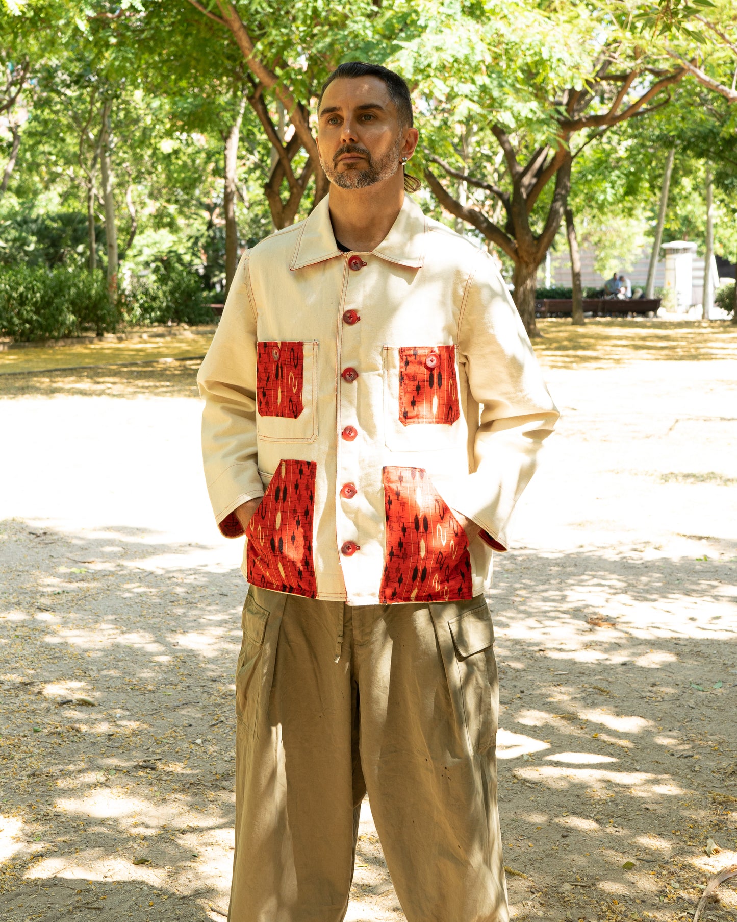 Uramasari White Worker Jacket - Red Ikat Kimono Lining