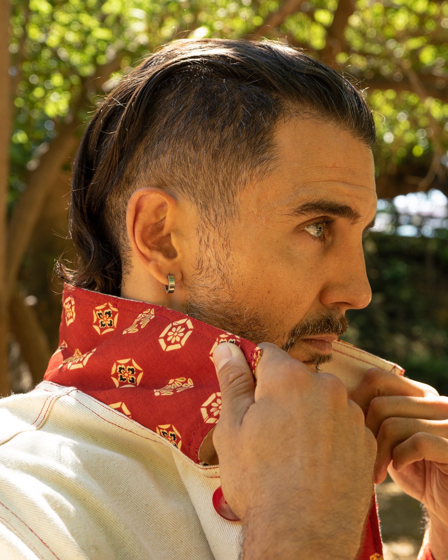 Uramasari White Worker Jacket with Hexagons Flower