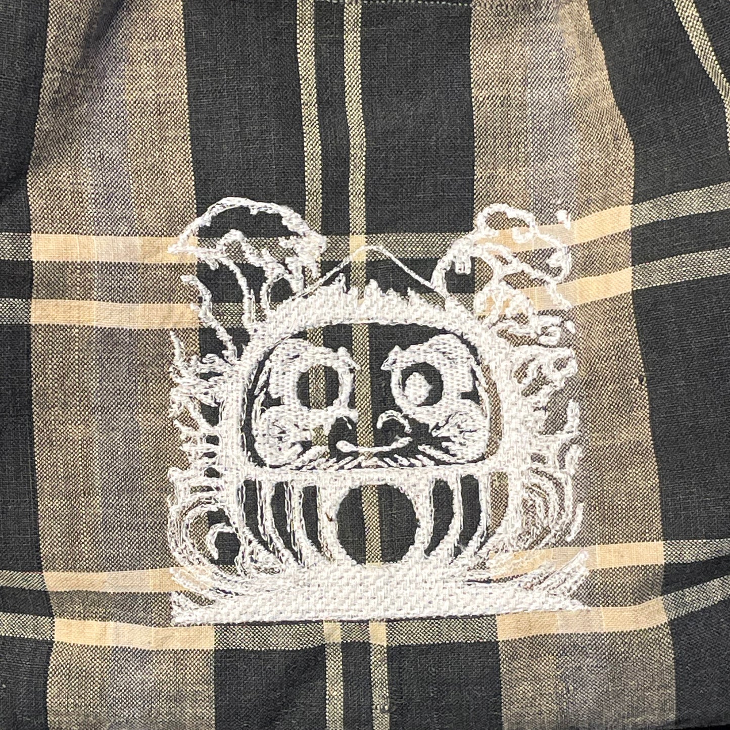 Daruma Furugi Embroidery Drawstring Bag - leather roll shoulder strap