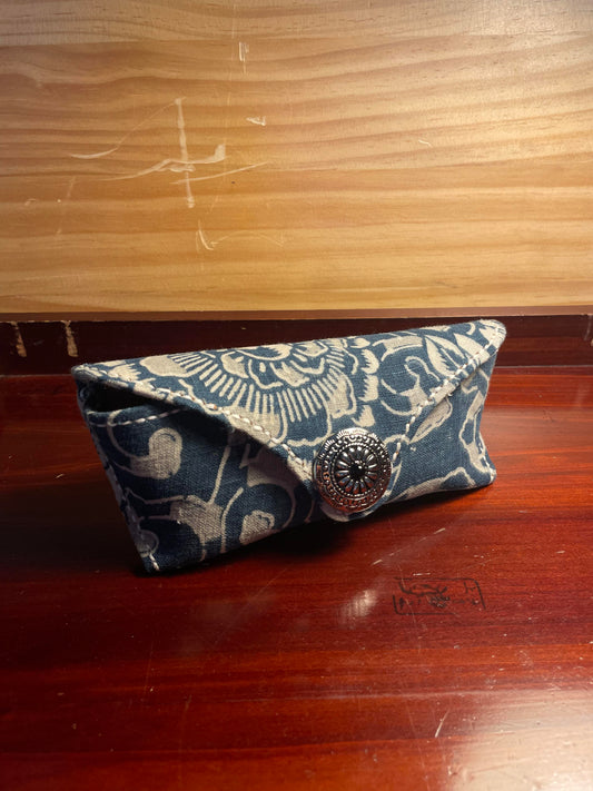 Daruma Furugi Glasses Case - Japanese old textile fabric