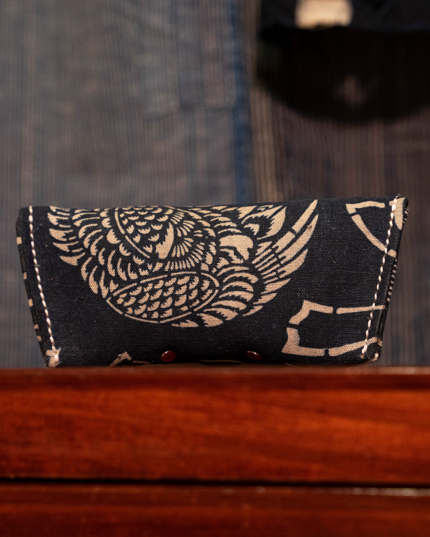 Daruma Furugi Glasses Case - Katazome