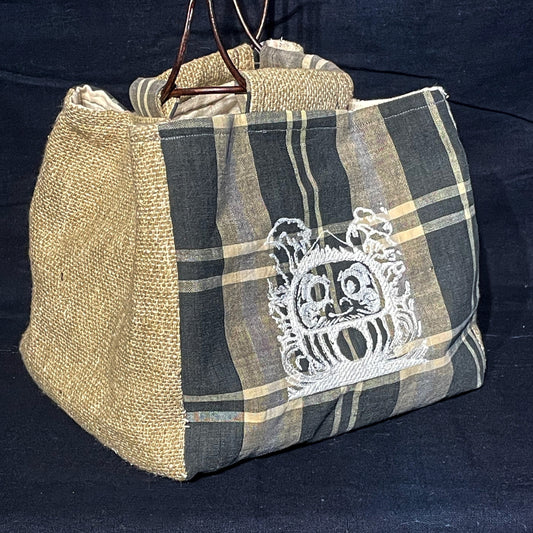 Daruma Furugi Embroidery Drawstring Bag - leather roll shoulder strap
