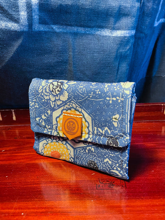 Daruma Furugi Fabric Wallet - Japanese fabric